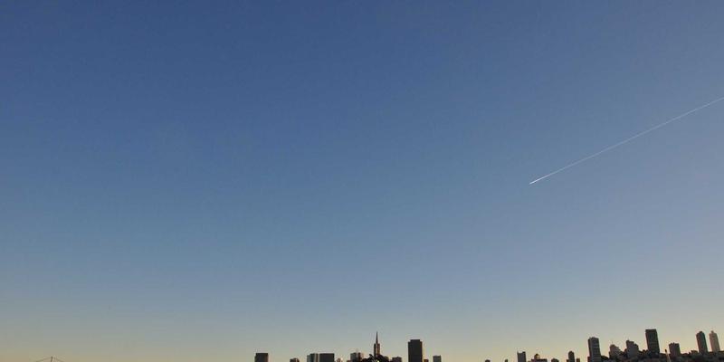 从点亮到智慧：灯泡使用全指南与灯光资讯解读