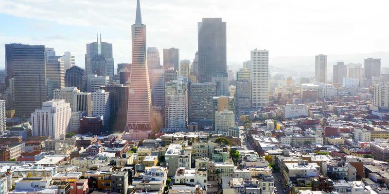 智能灯泡调光陷阱揭秘：前沿切相与后沿切相技术，如何选对兼容的灯泡与台灯？