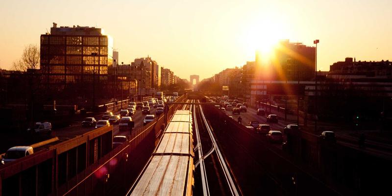 灯光资讯：解读灯具能源标签，从吊灯能效等级到年耗电量计算全攻略