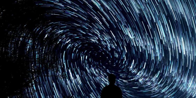 灯泡94:从复古风潮到现代照明设计的融合创新