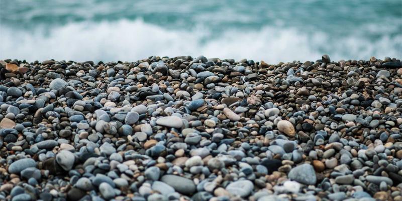 特殊场景照明指南：地下室、阁楼与衣柜内LED灯泡的科学选择与安装要点